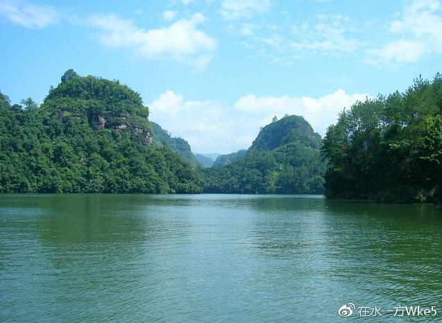 去了趟大金湖，回来就想把武夷山也装进同一个周末
